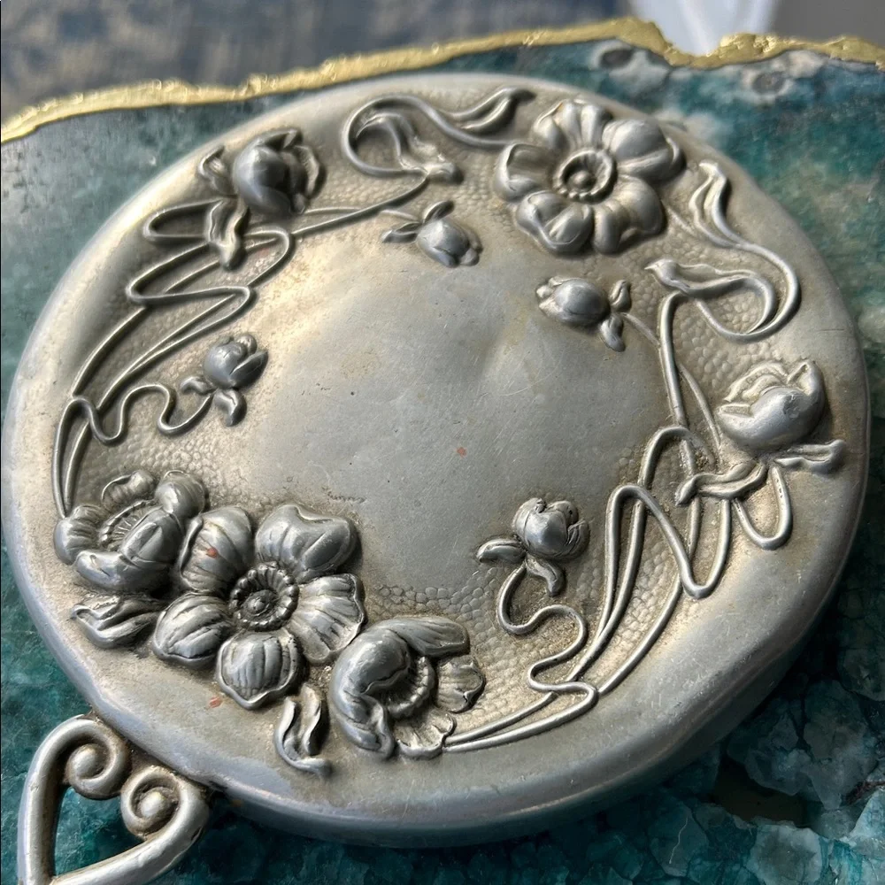Antique this art